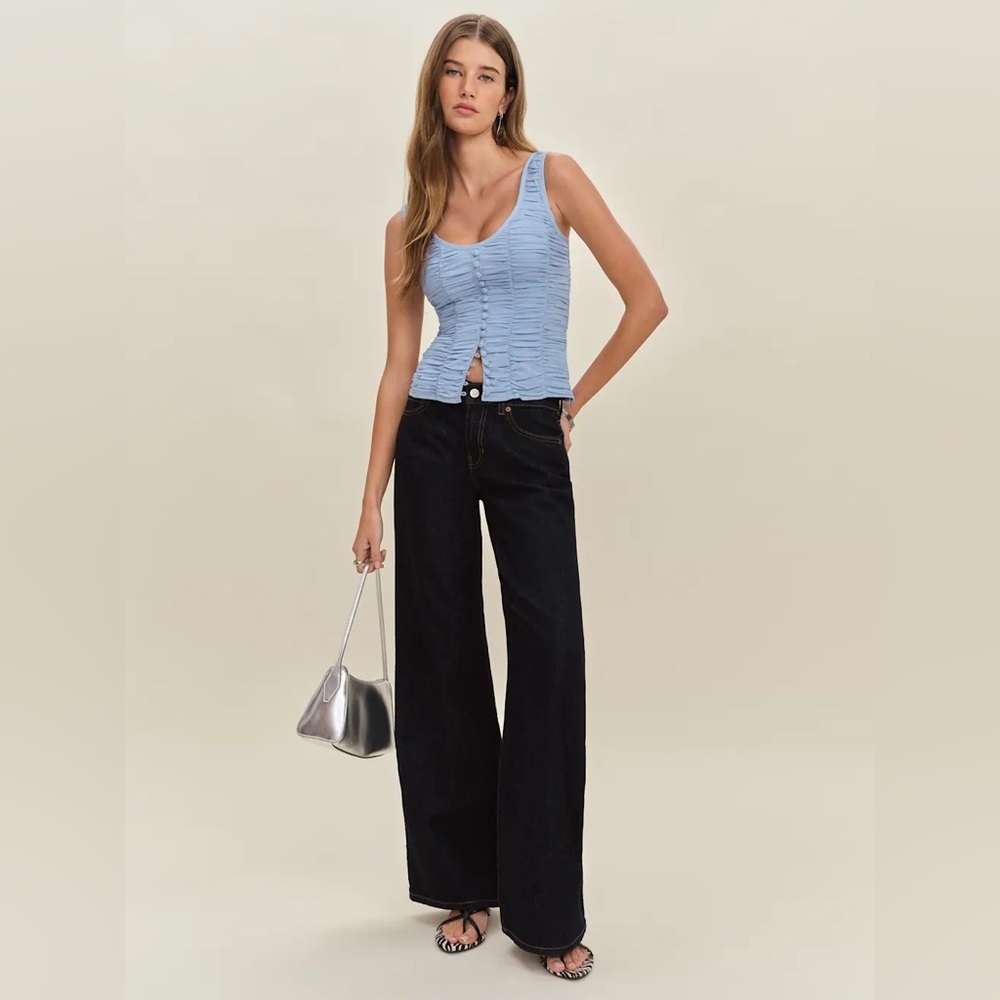 NEW Reformation Archer Top Ice Water Light Blue | US 4 UK 8 - Picture 3 of 11